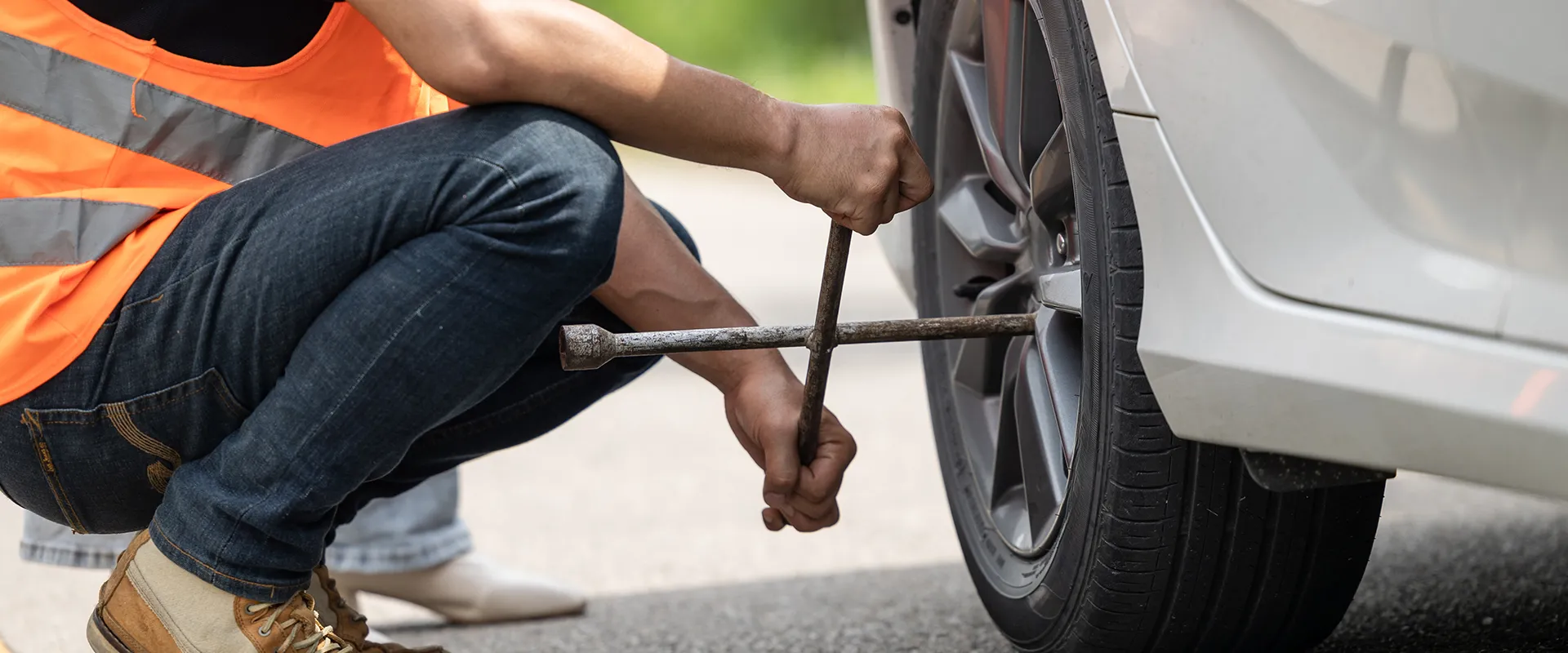 Roadside Assistance near Needville, TX